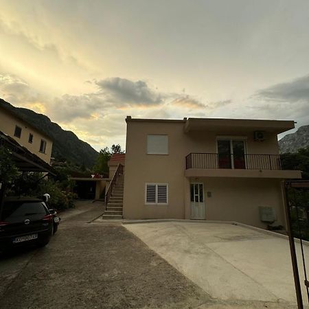 Apartmani Dada Котор Экстерьер фото