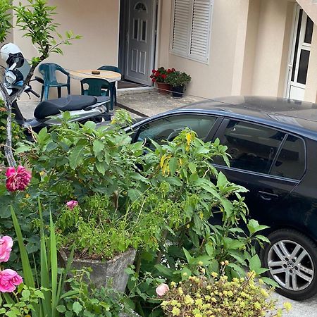 Apartmani Dada Котор Экстерьер фото